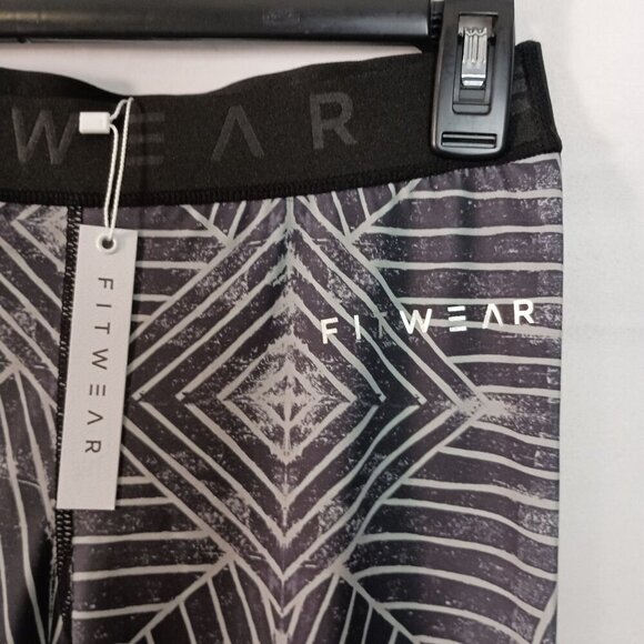 Fitwear NZ Black Geometric Yoga Leggings S NWT Compression Running CrossFit Gym - Picture 4 of 7